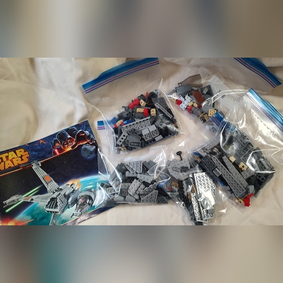 Lego Star Wars B-Wing 75050 retired - Picture 2 of 5